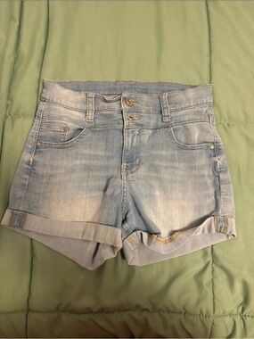 Wallflower Light Wash Rolled Cuff Denim Shorts